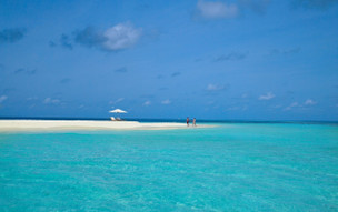 One and Only Reethi Rah