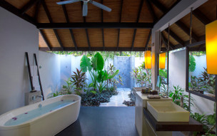 Niva Velassaru Maldives