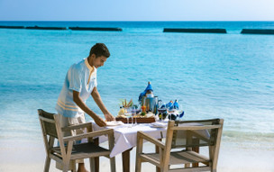Komandoo Maldives Island Resort