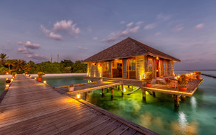 Komandoo Maldives Island Resort