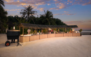 Komandoo Maldives Island Resort