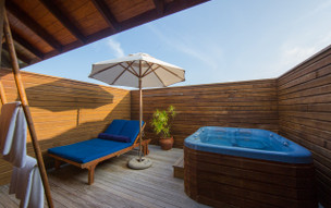 Vilamendhoo Island Resort and Spa