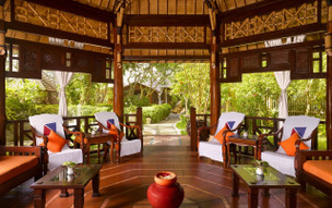 Villa Park Sun Island