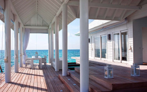 Diamonds Athuruga Beach & Water Villas