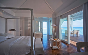 Diamonds Athuruga Beach & Water Villas