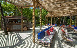 Constance Moofushi Resort