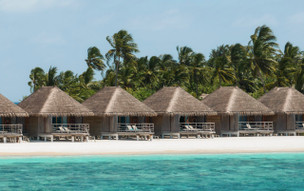 Constance Moofushi Resort