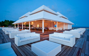 Diamonds Thudufushi Beach & Water Villas