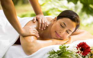 Furaveri Island Resort & Spa