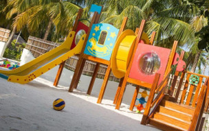 Furaveri Island Resort & Spa