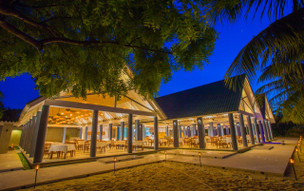 Furaveri Island Resort & Spa