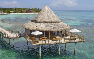 Furaveri Island Resort & Spa