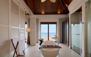 Dusit Thani Maldives