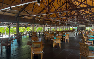 The Barefoot Eco Hotel