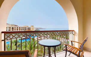 DoubleTree by Hilton Muscat Al Waha