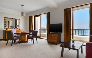 DoubleTree by Hilton Muscat Al Waha