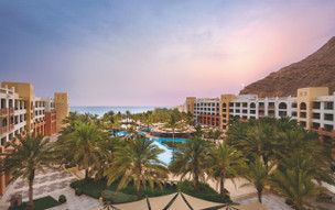 DoubleTree by Hilton Muscat Al Waha