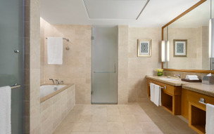 DoubleTree by Hilton Muscat Al Waha