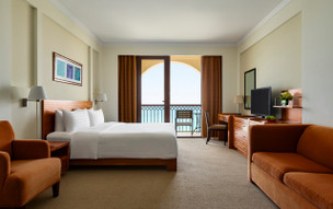 DoubleTree by Hilton Muscat Al Waha