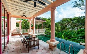 Centara Grand Beach Resort