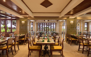 Dusit Thani Laguna Phuket Resort