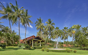 Dusit Thani Laguna Phuket Resort