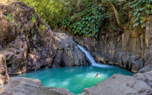 Guadeloupe – národní park a sopka La Sufrierre