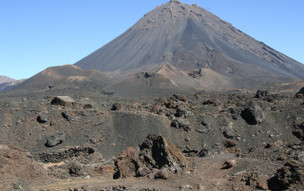 Kapverdské ostrovy - sopka na ostrově Fogo