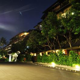 Legian Beach Hotel