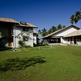 Kamili Beach Villa
