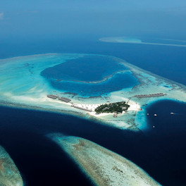 Constance Moofushi Resort