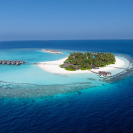 Angaga Island Resort