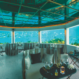 Maledivy - podmořské restaurace