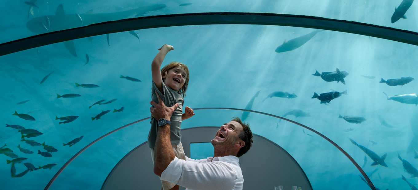 Maledivy - podmořské restaurace