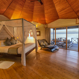 Komandoo Maldives Island Resort