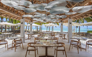 Paradis Beachcomber Golf Resort and Spa