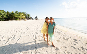 Paradis Beachcomber Golf Resort and Spa