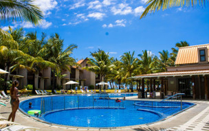 Crystals Beach Resort Belle Mare