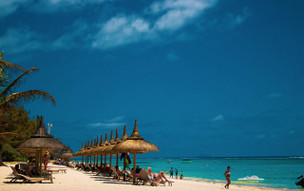 Crystals Beach Resort Belle Mare