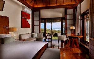 Shanti Maurice Resort & Spa