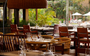 Shanti Maurice Resort & Spa