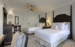 Royal Hideaway Playacar