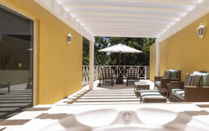 Royal Hideaway Playacar