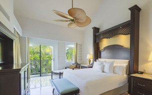 Royal Hideaway Playacar