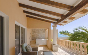 Royal Hideaway Playacar