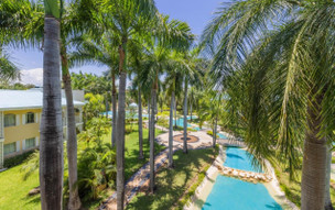 Royal Hideaway Playacar