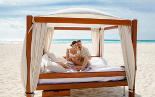 Royal Hideaway Playacar