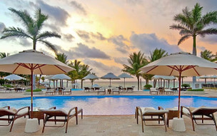 Royal Hideaway Playacar