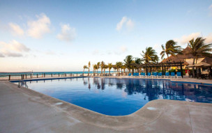 Allegro Playacar Resort