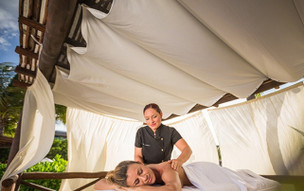 BlueBay Grand Esmeralda